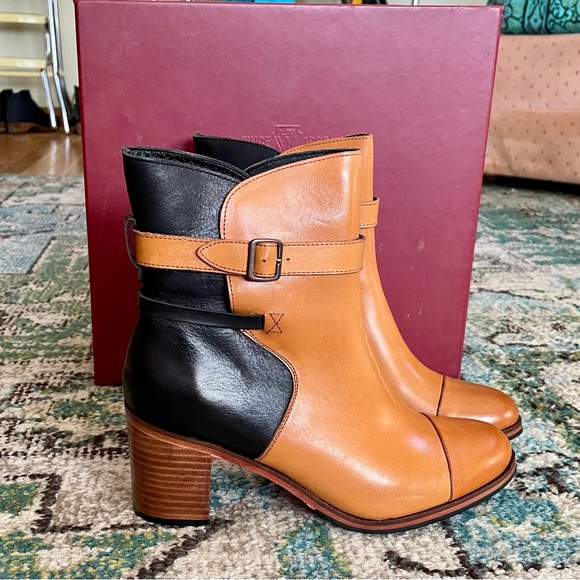 Wolverine Tan and Black Ankle Boots - Picture 2 of 6